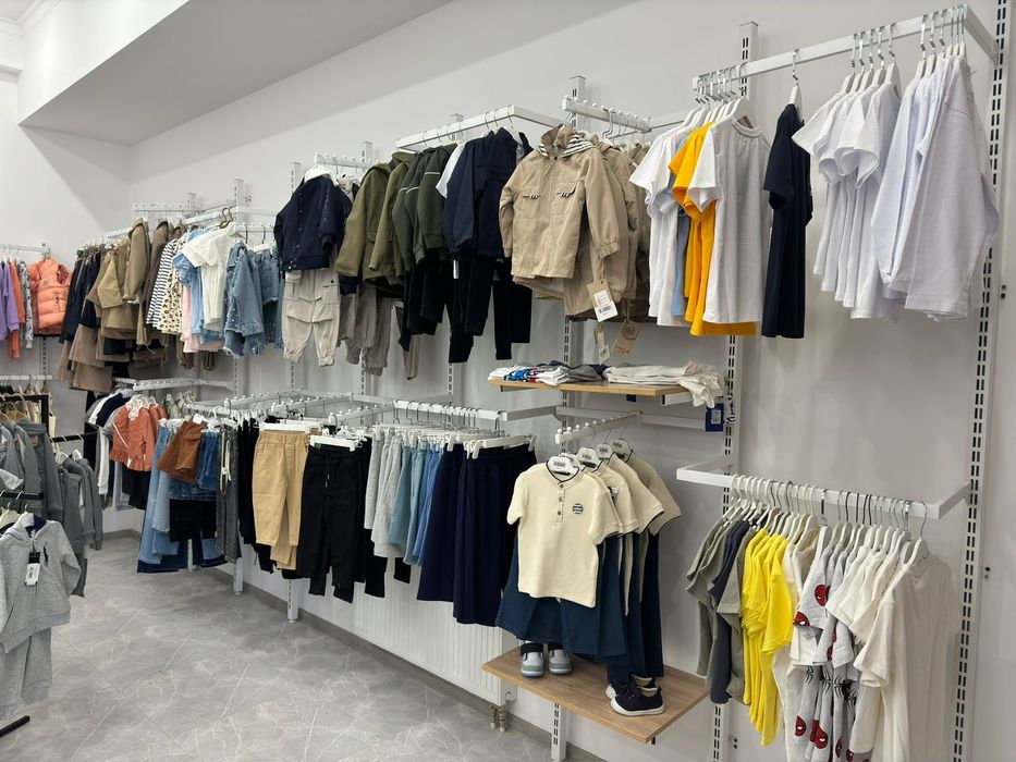 Регулируемые рейлы, полки.