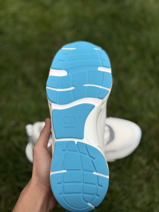 Adidasi Dior B22