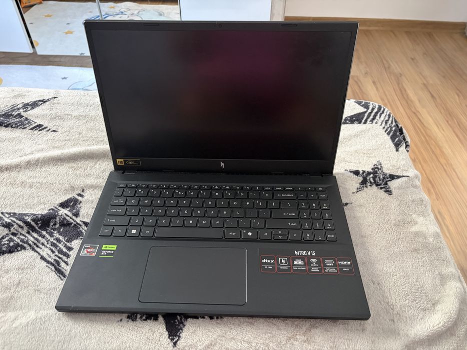 Vind leptop acer e stricat sa stins si nu mai apare imaginea