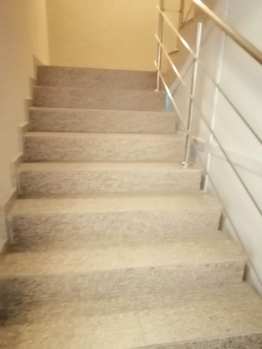 Curatenie profesionala in scari de bloc | birouri | hale| apartamente