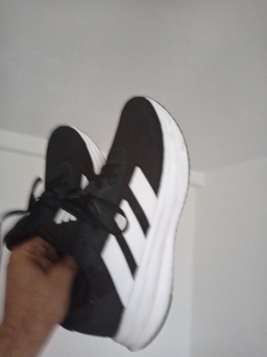 Adidas marca adidas