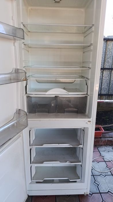 Продам холодильник