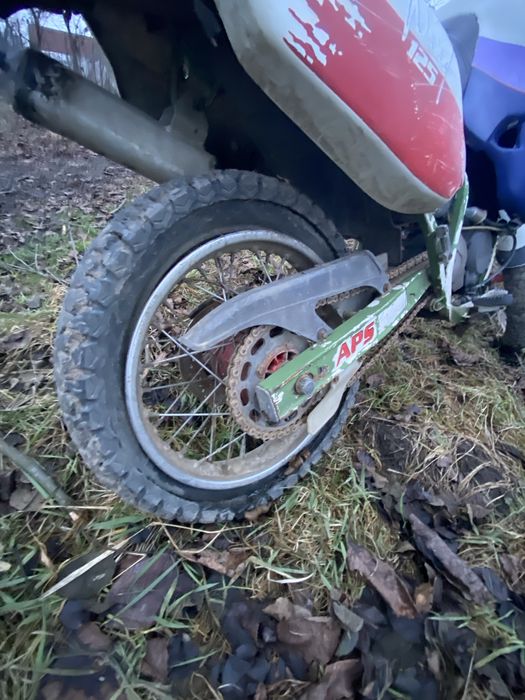 Vand aprilea si kxd defect