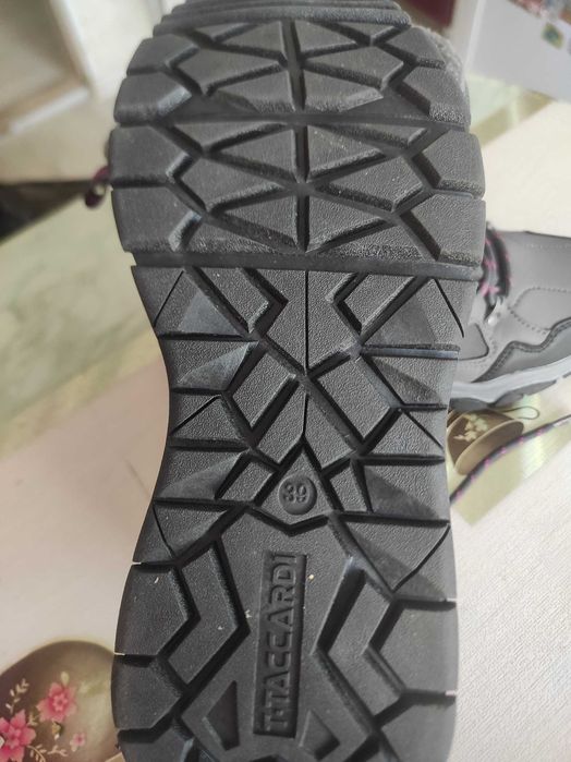 Продам муж подростковые ботинки