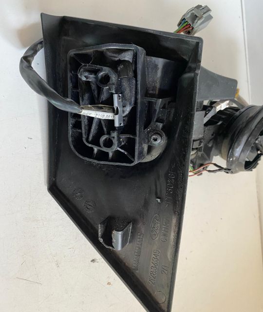 Suport oglindă stanga cabriolet 212836345 Ford Focus a 2-a generatie