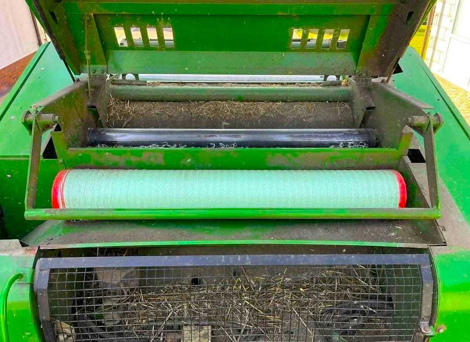 Presa John Deere Rotocut 578 pe plasa Pickup 2 m an 2014 Welger Claas