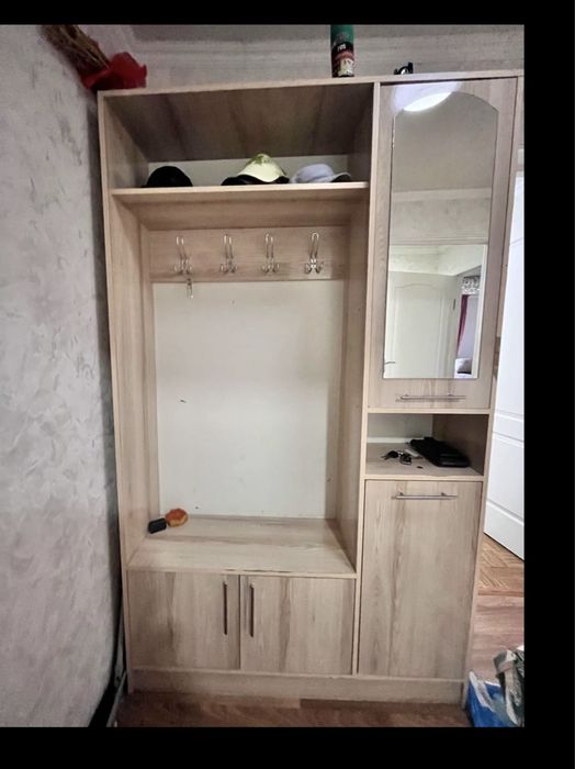 Продам прихожную мебель