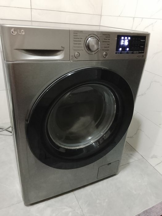 LG 7kg стиральная машина в отличном состоянии