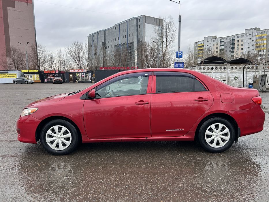 Продам Тойота Каролла 2010г об. 1.8
