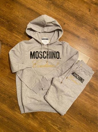 Спортивный костюм Moschino model t1711