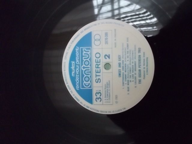 Нова лонг плей плоча на Оскар Питърсън, английско производство