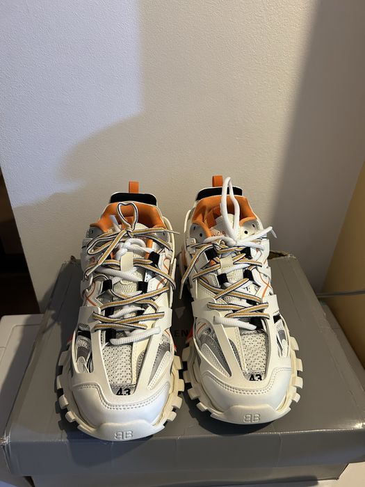 Balenciaga Track