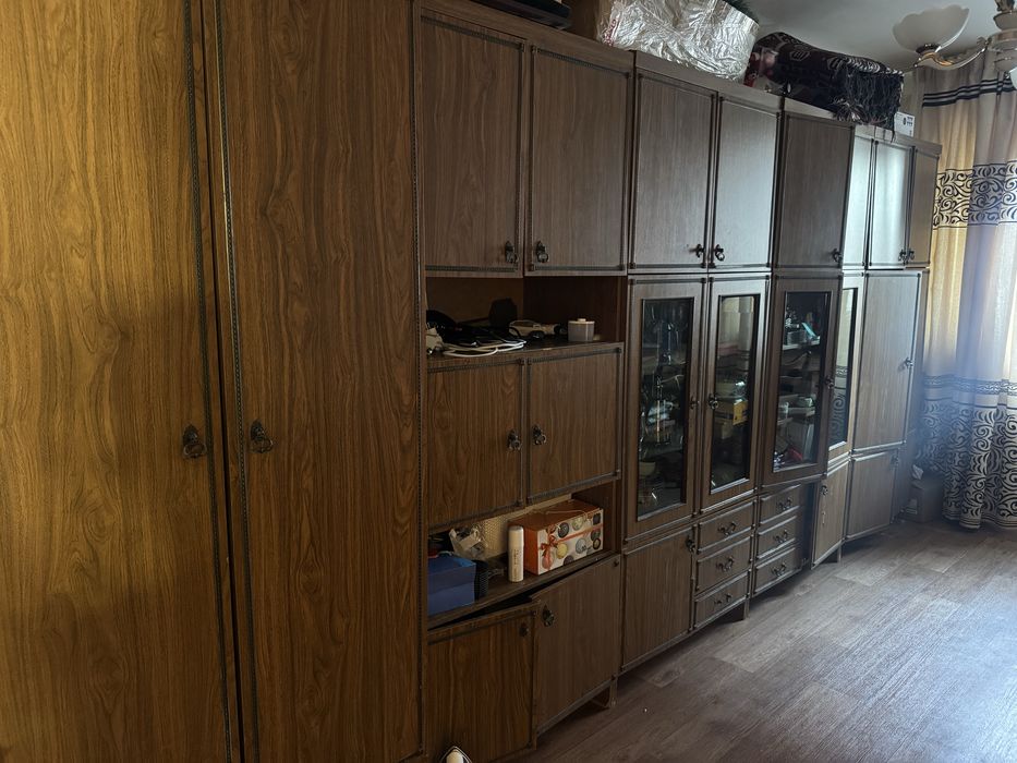 Отдам стенку, самовывозом! Город