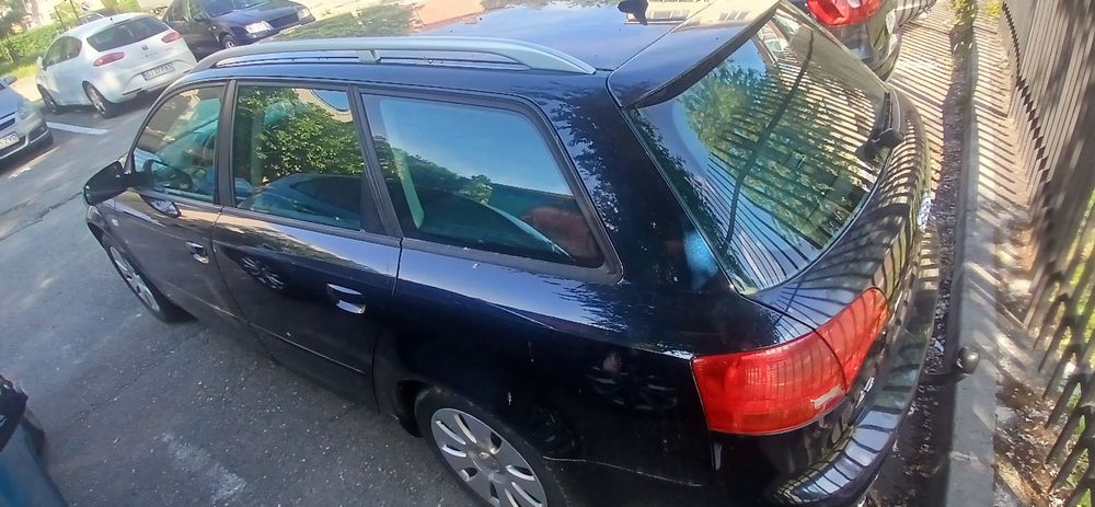 Vând Audi a4 în stare de funcționare an 2007.Preț 2500 Euro