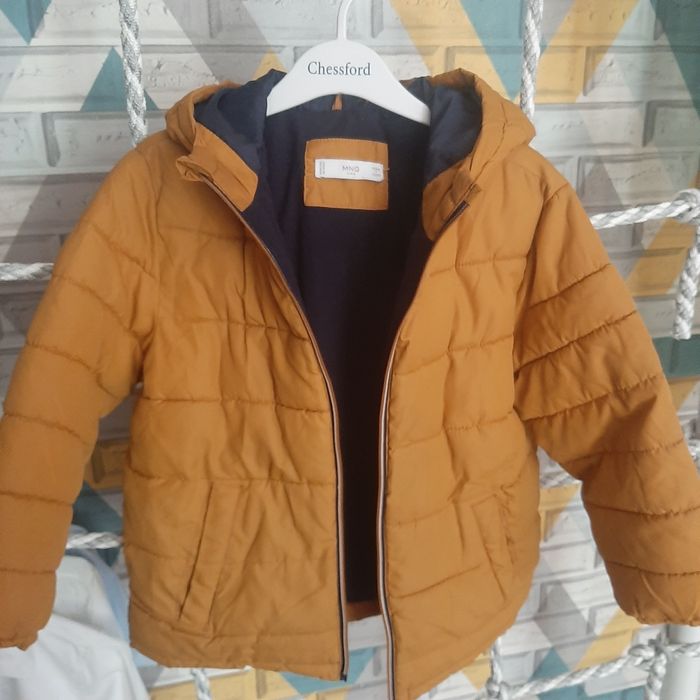Куртка от mango на 5-7 лет рост 122-128