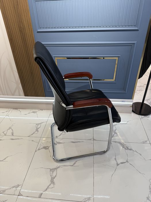 Кресло продается 25000тг