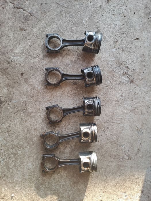 Piston/pistoane motor 2.5 tdi vw touareg 7L/t5