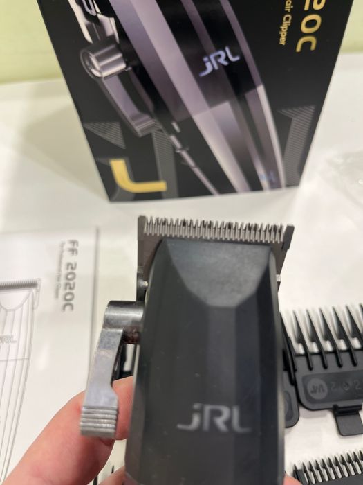 Машинка за подстригване JRL