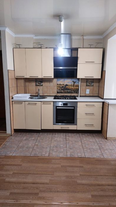 Продается трехкомнатная квартира