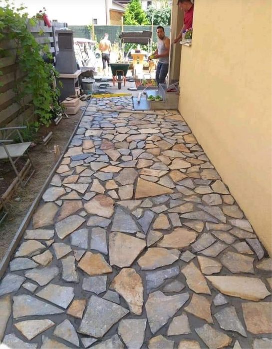 Vând Piatră naturala de grecia  Diverse Dimensiuni + Servicii de Montaj