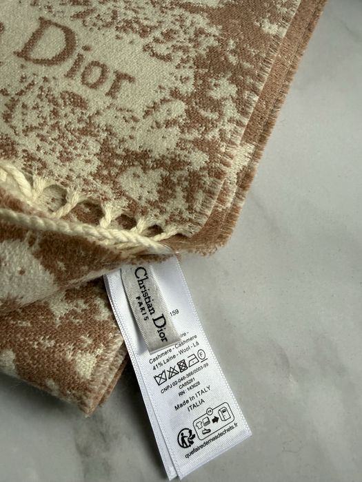 Дамски шал кашмир Dior