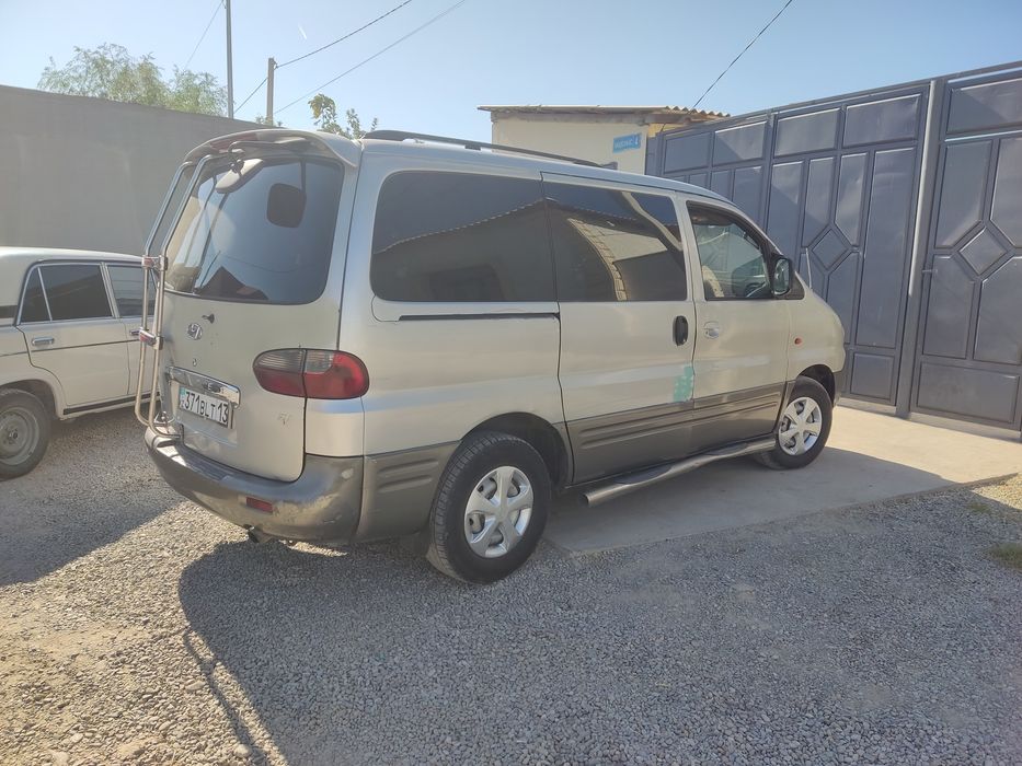 Hyundai Starex Г.2002 , 2.5 Turbo Сатылады