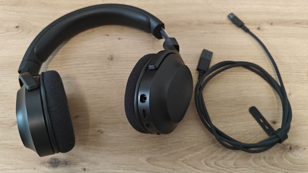 Casti gaming wireless Razer Barracuda X