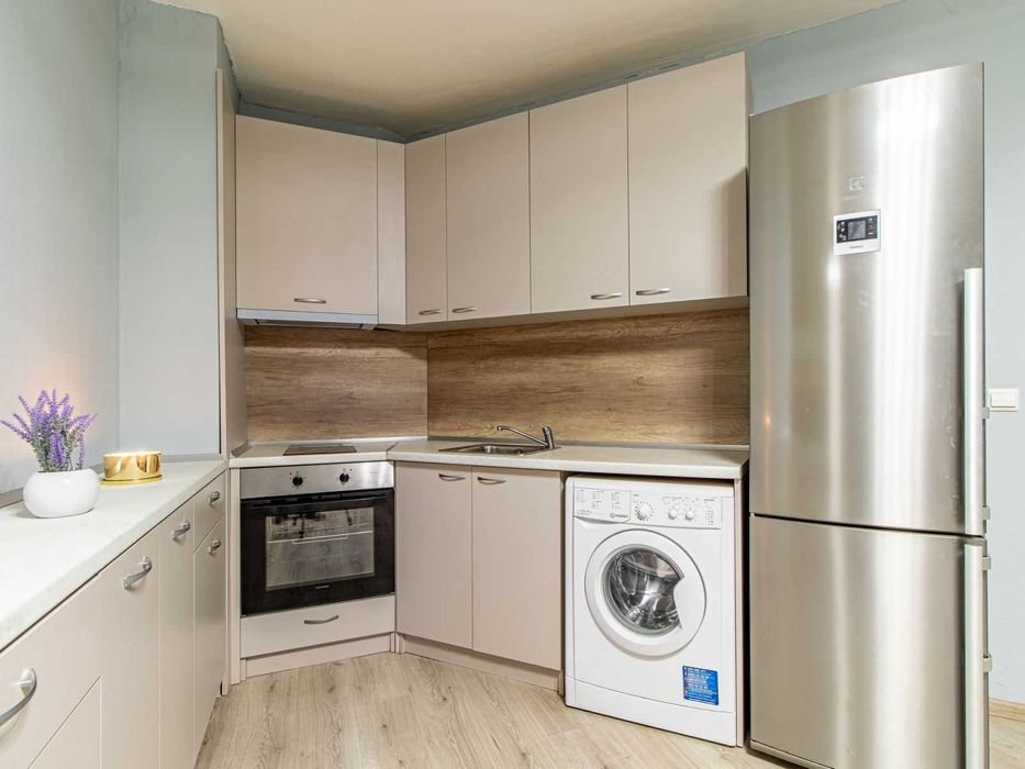 Дава се под наем Тристаен апартамент в София, Витоша - 106 кв.м за 700 € - Снимка #3