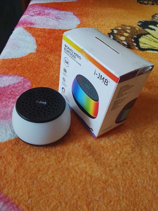 Vând două boxe audio