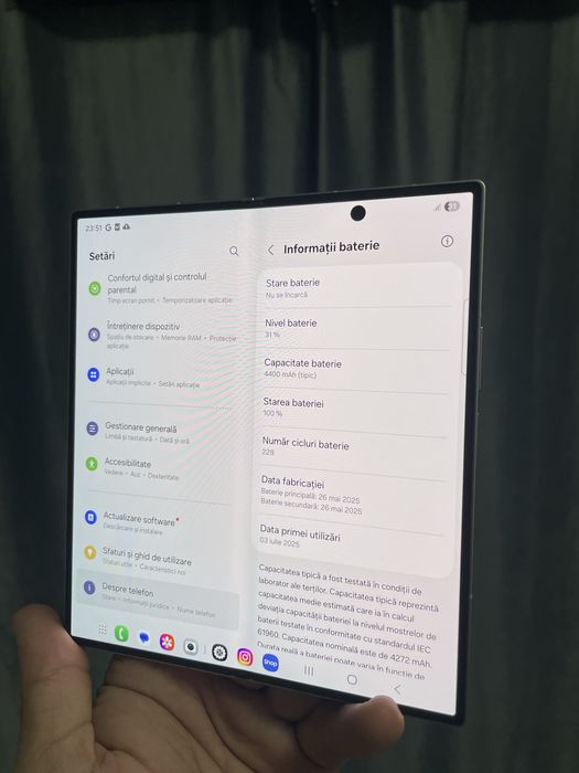 Samsung Galaxy  Z Fold7 256GB Silver Shadow