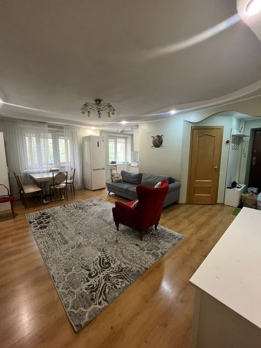 Продается квартира в центре Алматы