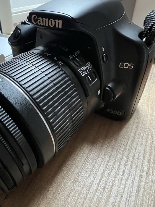 Canon EOS 450D + obiectiv EF—S 18-55mm