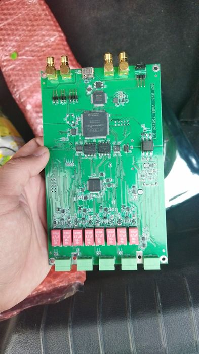 плата аналогового вывода Merging Technologies DA8P для интерфейсов Hor