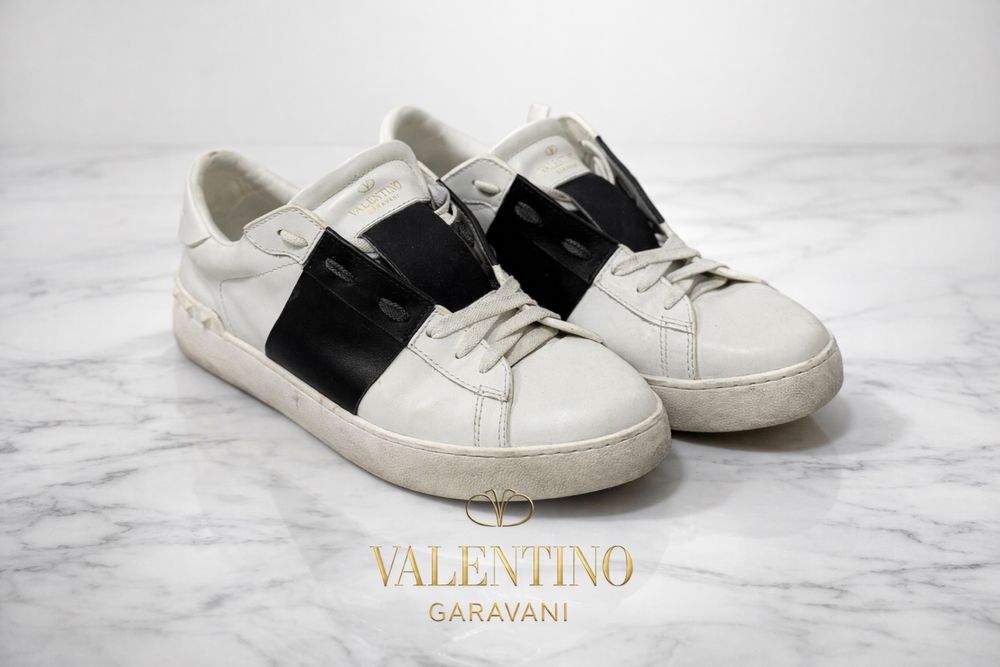Ново: Обувки 44 Valentino Garavani