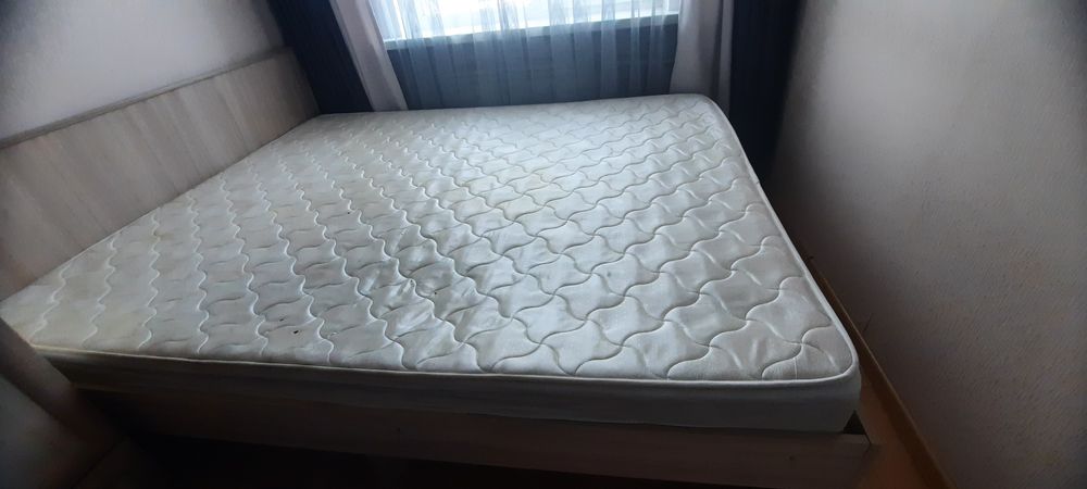 Продам 2 спальную кровать