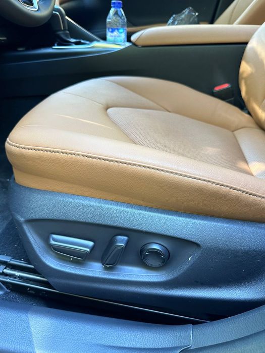 Toyota camry 75 2023 Grande