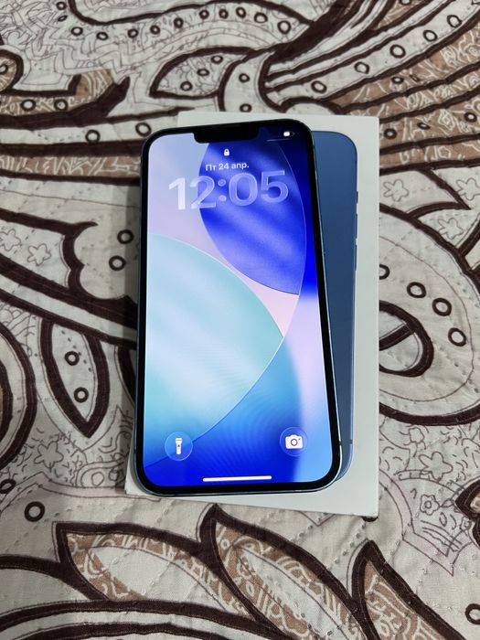 Продам iPhone 13 128 гб Айфон 13