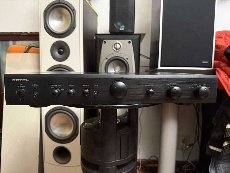 Amplificator Rotel A 10