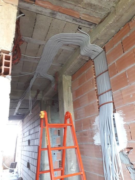 Услуги электрика!Монтаж!Стаж 15 лет в работе!