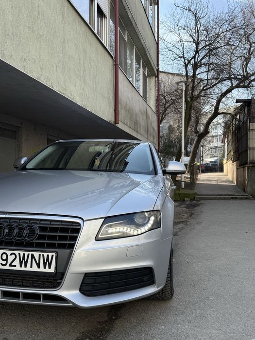Vand Audi A4 B8 5000€ negociabil