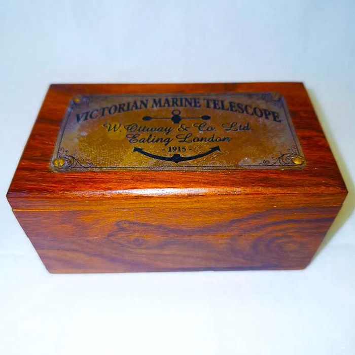 Бронзов ретро далекоглед в дървена кутия – стил „пиратски“