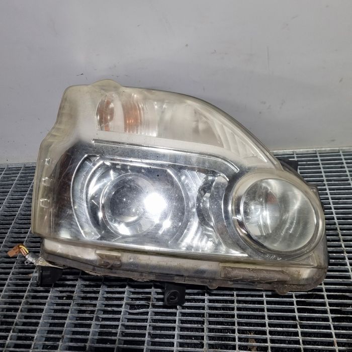 Far Dreapta Nissan X - Trail T31 2007 - 2013 SUV 4 Usi (1516) Xenon Garantie