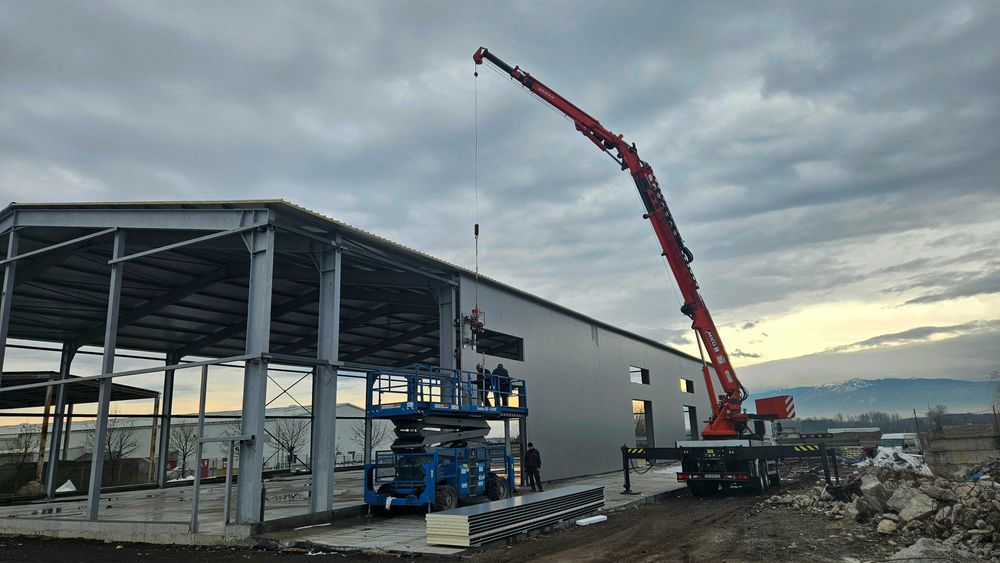 Автокранове и Камиони с кранове под наем