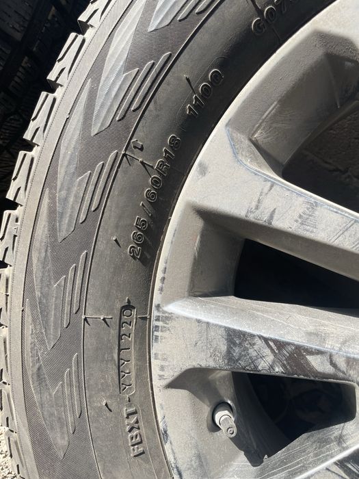 Комплект зимних шин с дисками от Прадо150