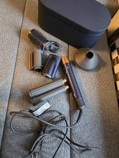 Маша за коса  Dyson HS05