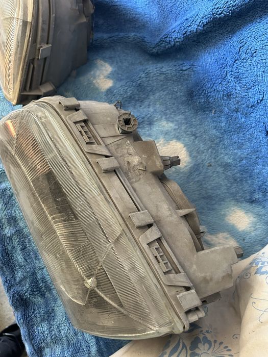 Фары на мерседес C-класс