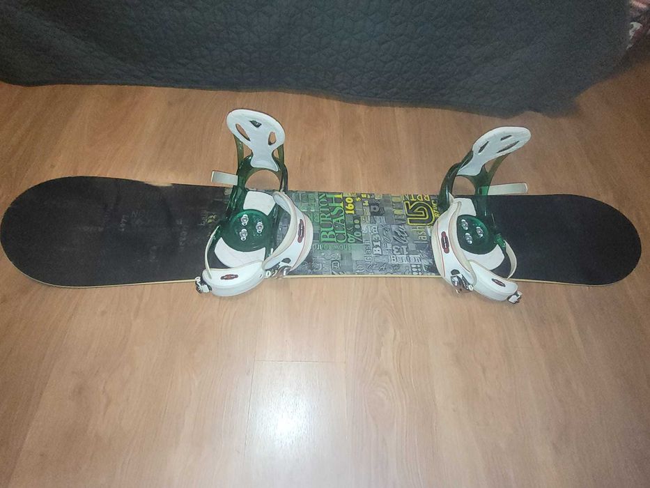 Placa snowboard Burton - 160 cm, cu legaturi Burton