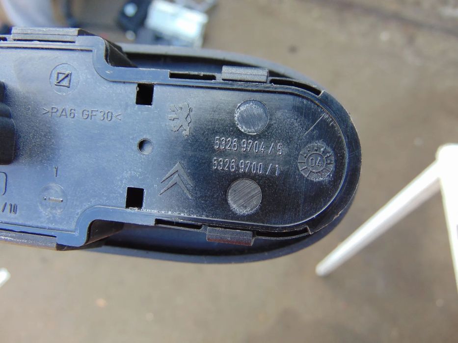 Butoane geamuri Peugeot 307cc comenzi geamuri peugeot 307 cabrio
