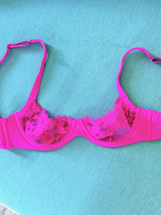 Skims Bra 34A / Скимс Сутиен 75B