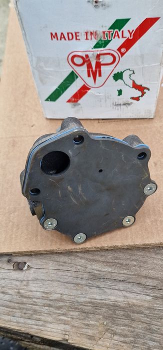 Pompa apa tractor fiat Someca 35, Someca 40, Someca 50, Someca 511, So